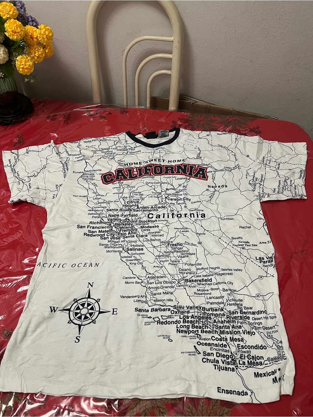 Vintage California Map All Over Print Graphic T-Shirt mens Sz Lrarge